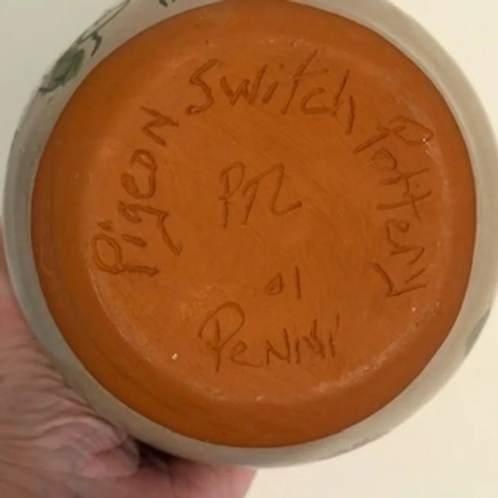 Pigeon Switch Pottery Hand Painted Give Thanks Ruffled Basket Signed Penni 2001